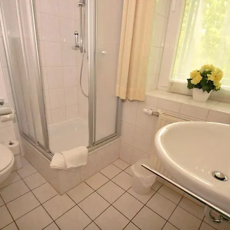 Strandresidenz Brandenburg Ferienwohnung 08 Mit Sauna- Und Schwimmbadnutzung Im Ahoi Sellin *