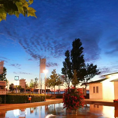 Strandresidenz Brandenburg Ferienwohnung 08 Mit Sauna- Und Schwimmbadnutzung Im Ahoi Sellin Goehren (Ruegen)